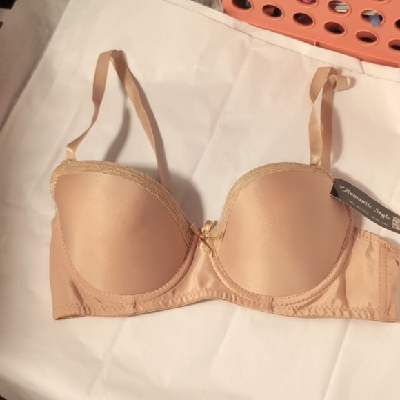 Romantic Style Push Up Beige Wire Bra Size 34 C New - Picture 4 of 11